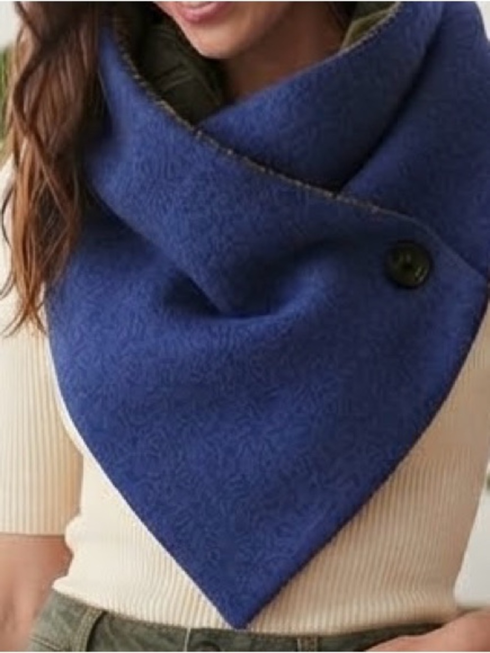 Women’s Blue Buttoned Wool Blend Scarf Wrap